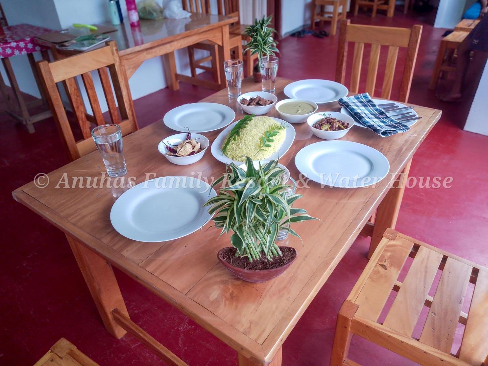 Anuhas Family Resort & Water House Anuradhapura Exterior foto